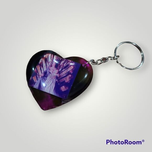 Halsey Purple Ink Heart Keychain (Z171) - Picture 4 of 9